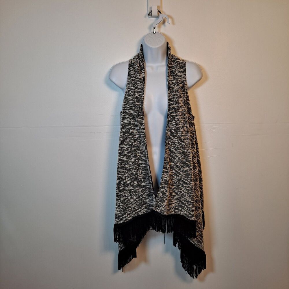 Jessica Simpson Oversized Knit Fringe Vest Speckled Black/White Womens Size XS